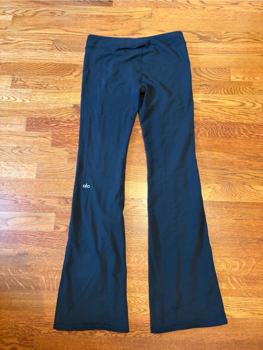 Alo Black Flared Yoga Pants Medium - Picture 2 of 8